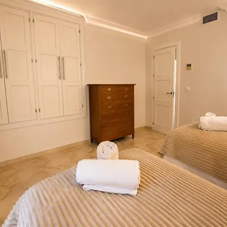 Casa Fernando-a Retreat Between Golf And The